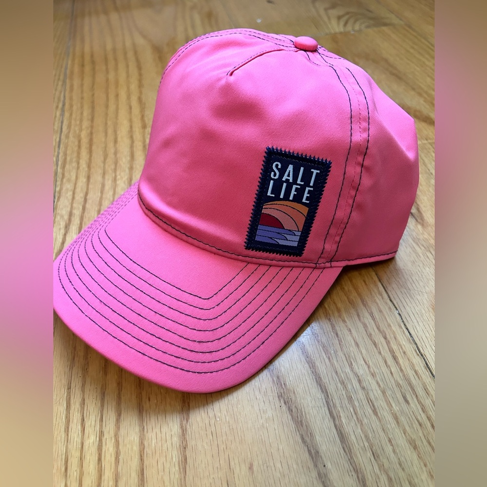 Salt Life Women’s Baseball Hat Cap NWT Adjustable Lightweight Pink Size O